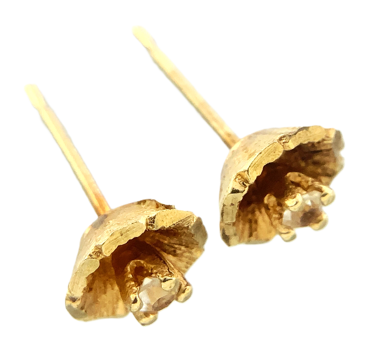 10K Yellow Gold Flower Pedal Stud Earrings AU217