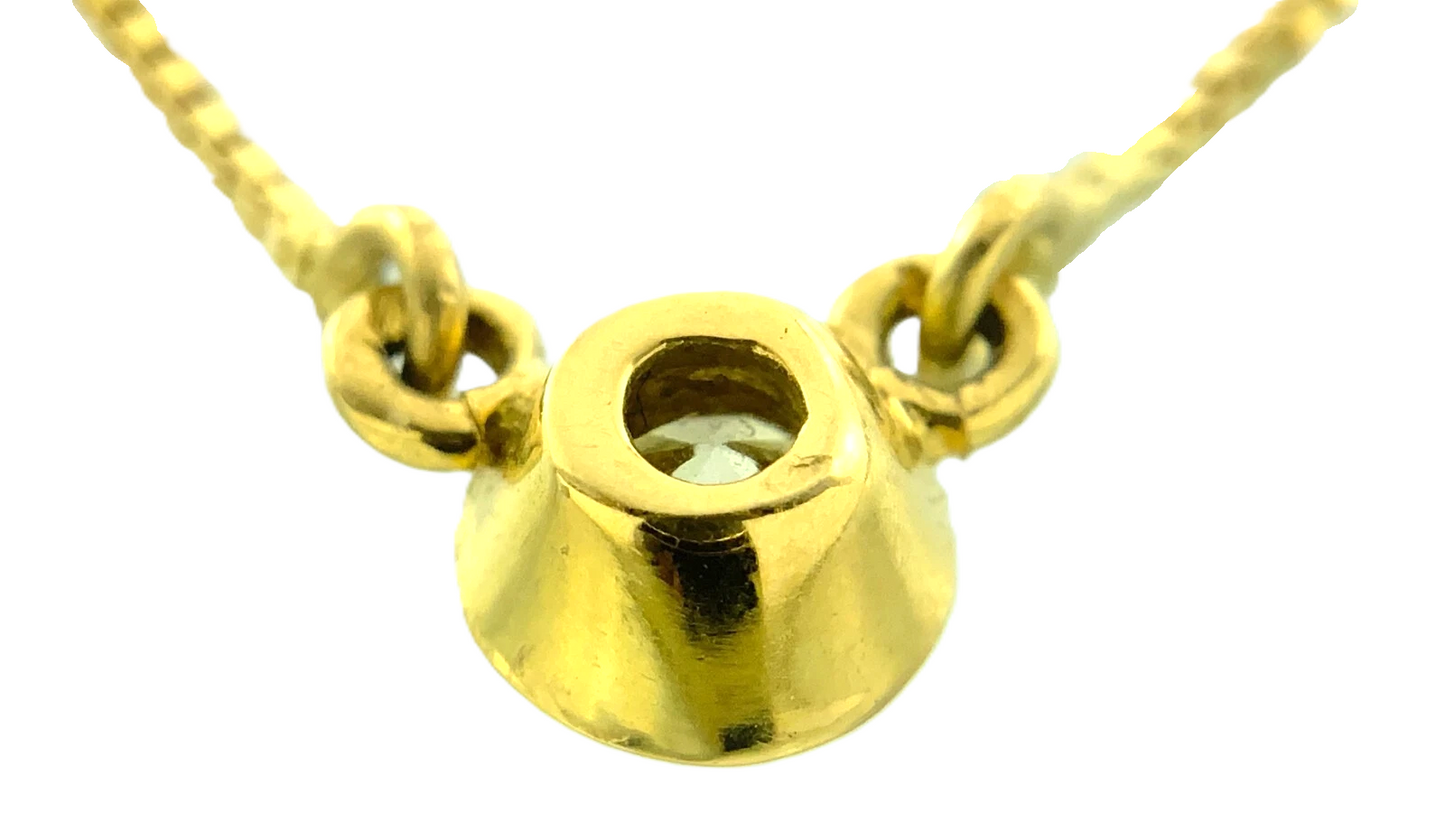 18K Yellow Gold Bezel Set Solitaire Box Chain Necklace 17.5 in x 1 mm AU223