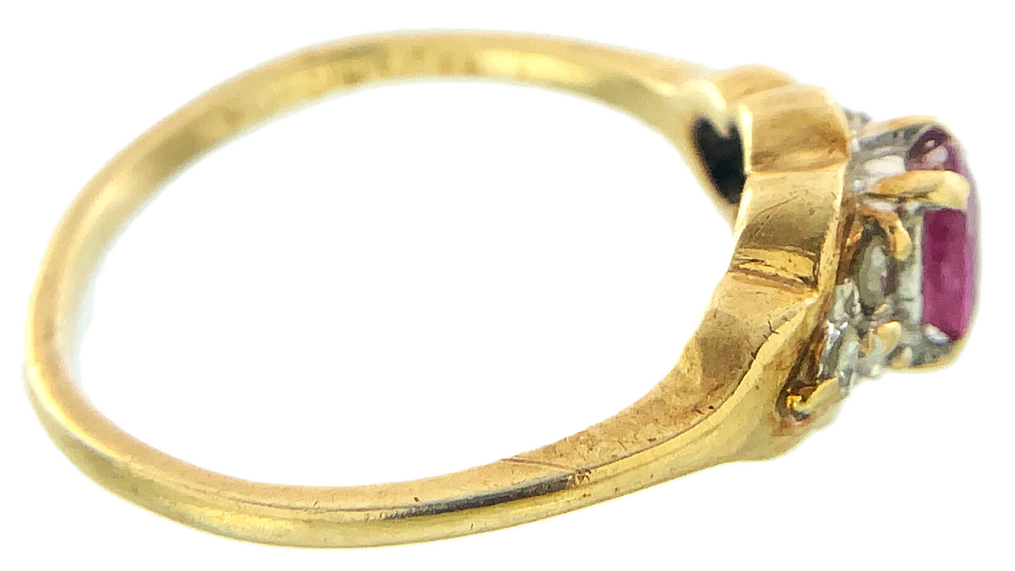 10K Yellow Gold Ruby and Diamond Ring Size 5.5 AU254