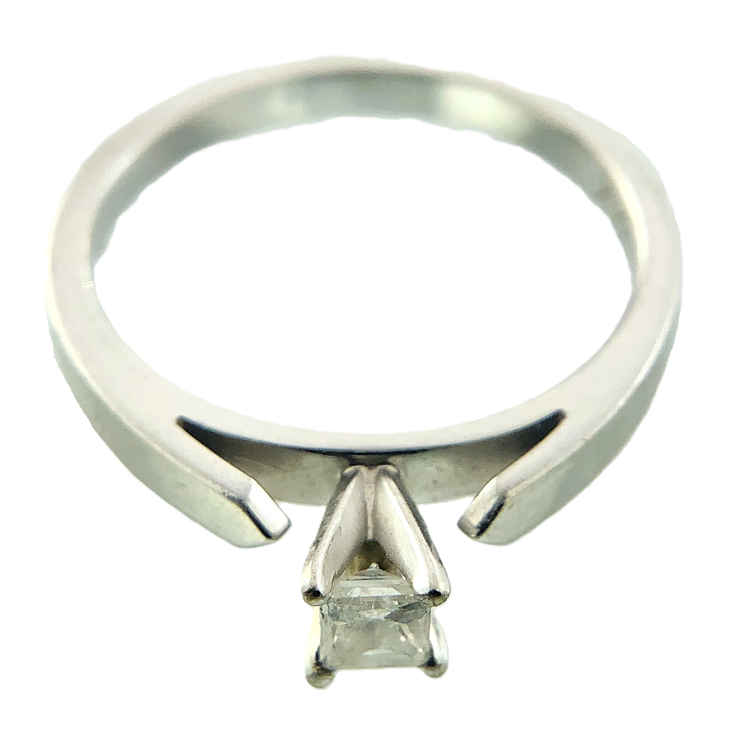 14K White Gold Diamond Engagement Ring Size 7 AU257