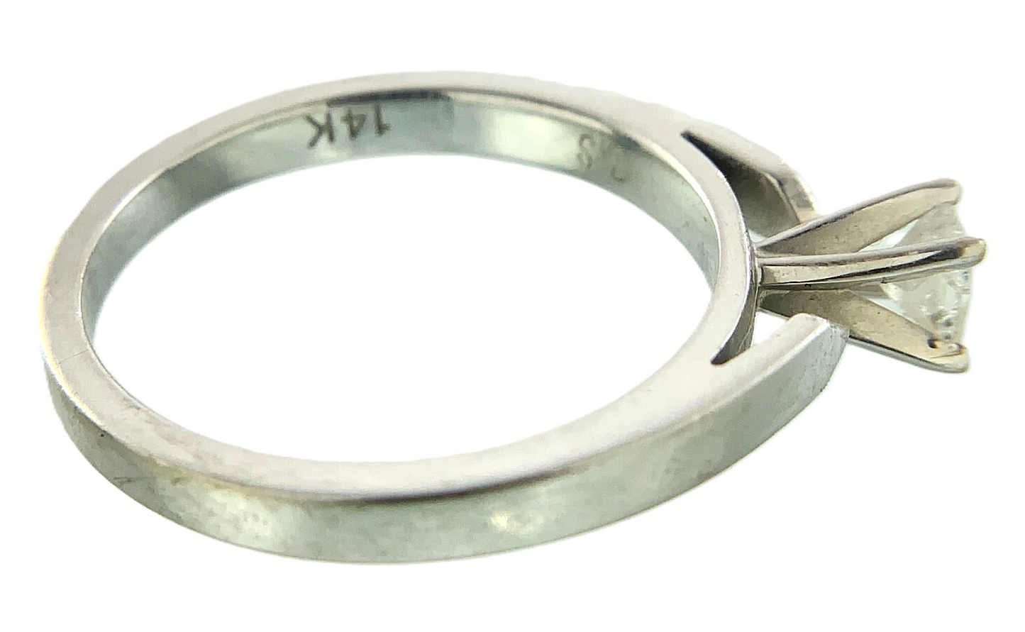 14K White Gold Diamond Engagement Ring Size 7 AU257