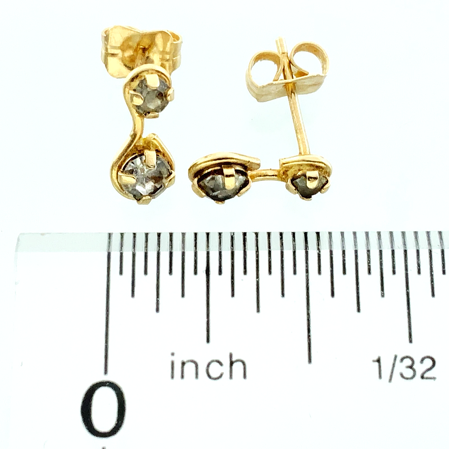 14K Yellow Gold Cubic Zirconia Rustic Earrings AU261