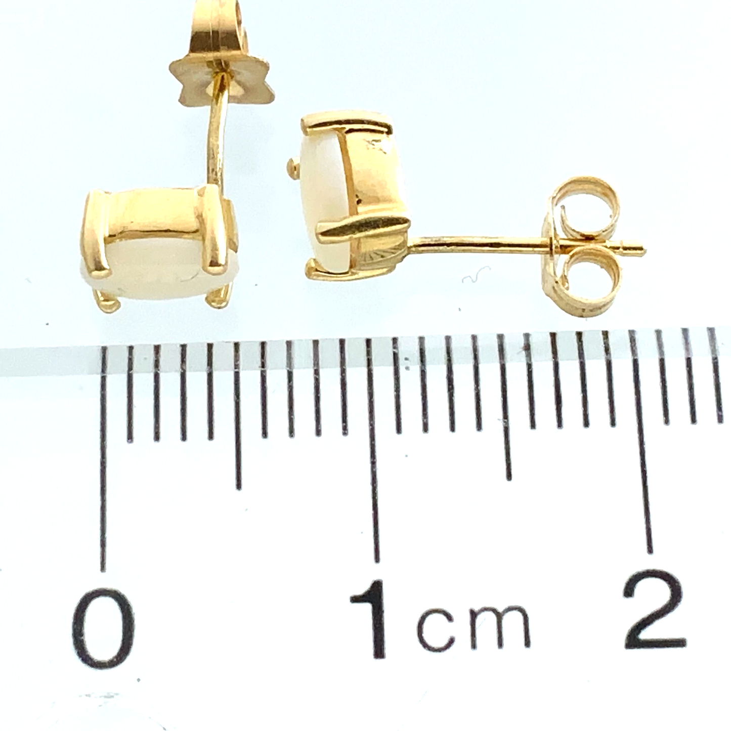 14K Yellow Gold Opal Earrings Classic Elegant Butterfly Back AU290