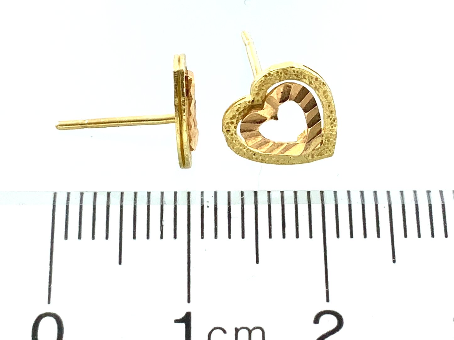 14K Yellow Gold Heart Stud Earrings Classic Elegant Double Heart AU299