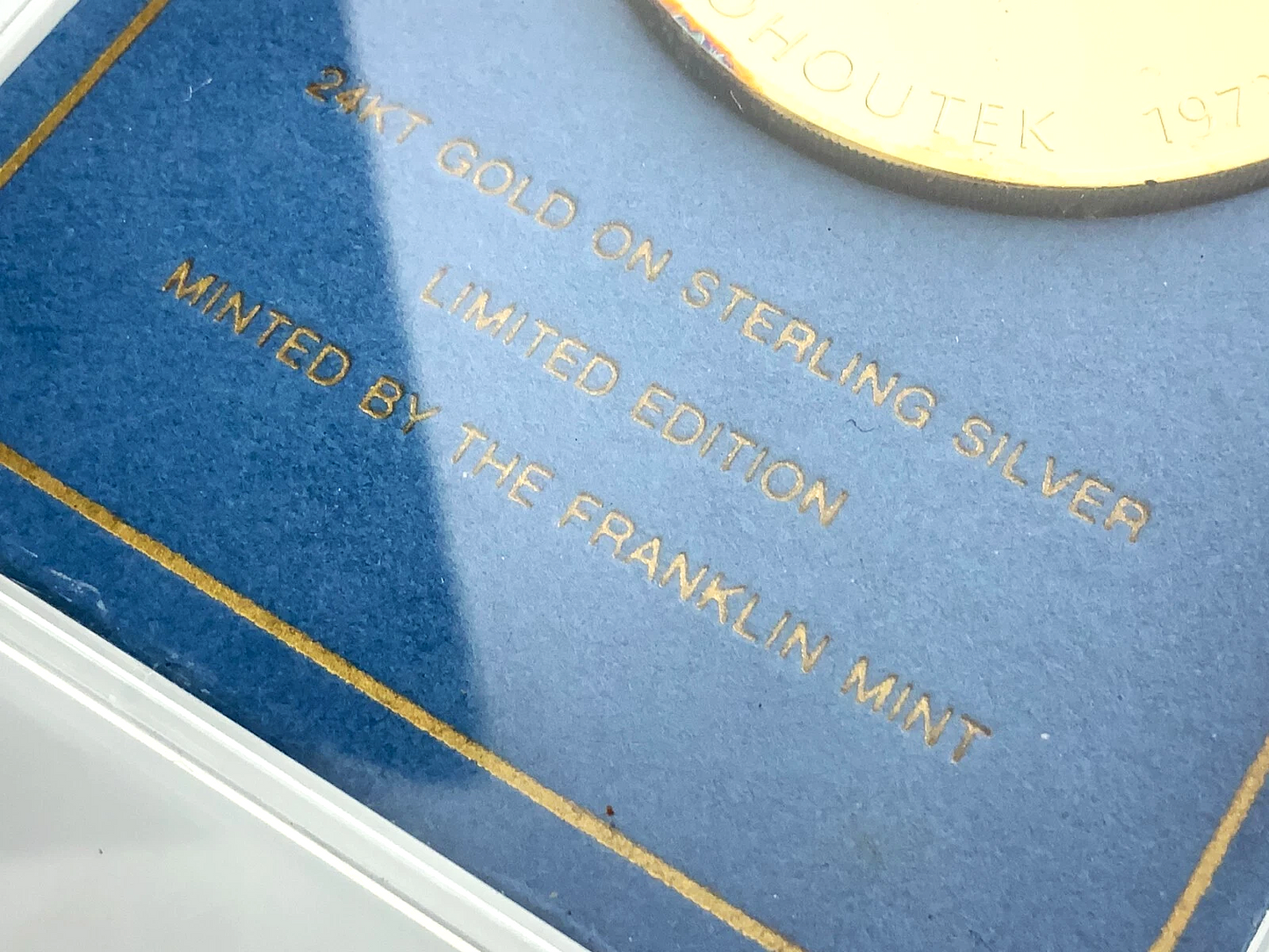 1.124 ozt Comet Kohoutek Silver Medal EE815