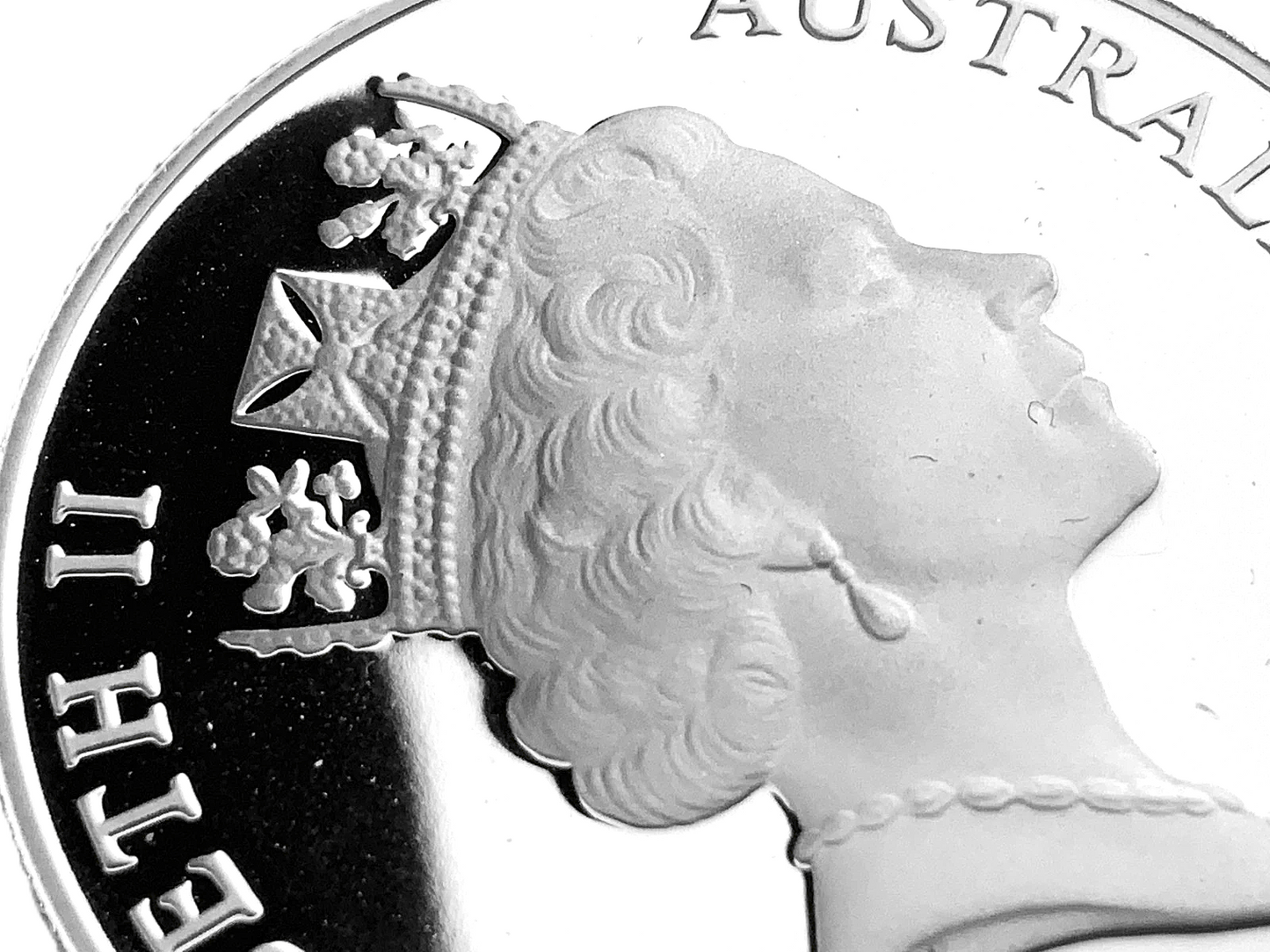 .595 ozt Australian Kookaburras $10 Coin