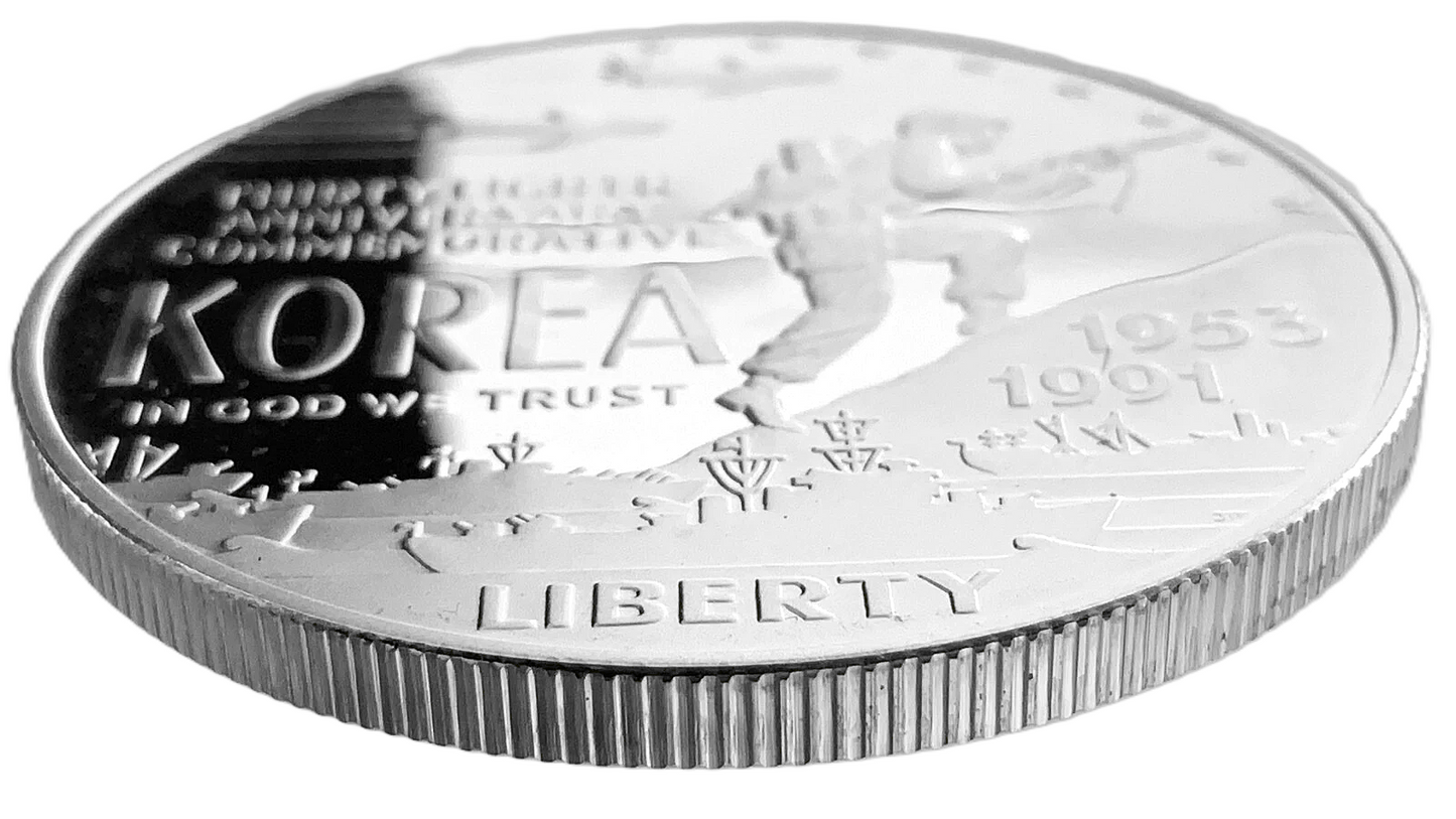 .7734 ozt United States Korean War $1 II295