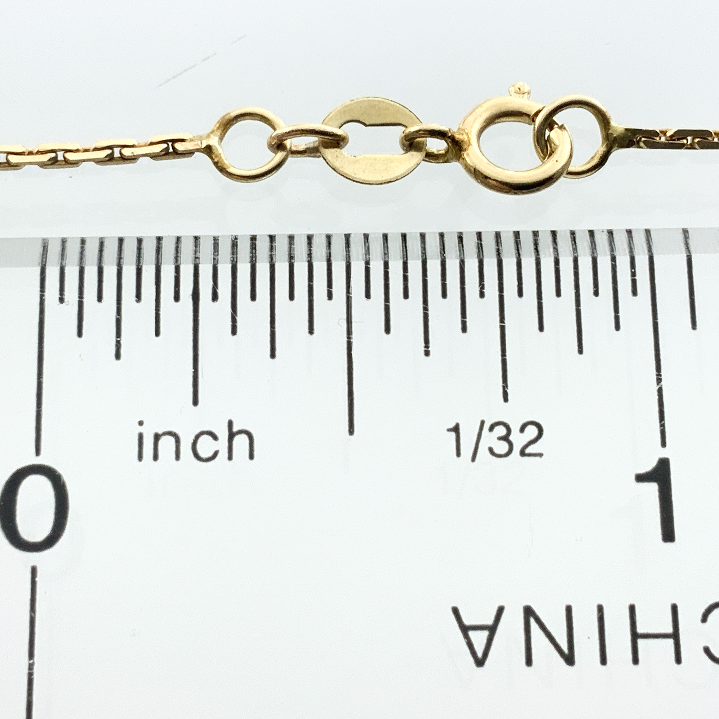 10K Yellow Gold Christian Jesus Crucifix Pendant Charm Chain AU332