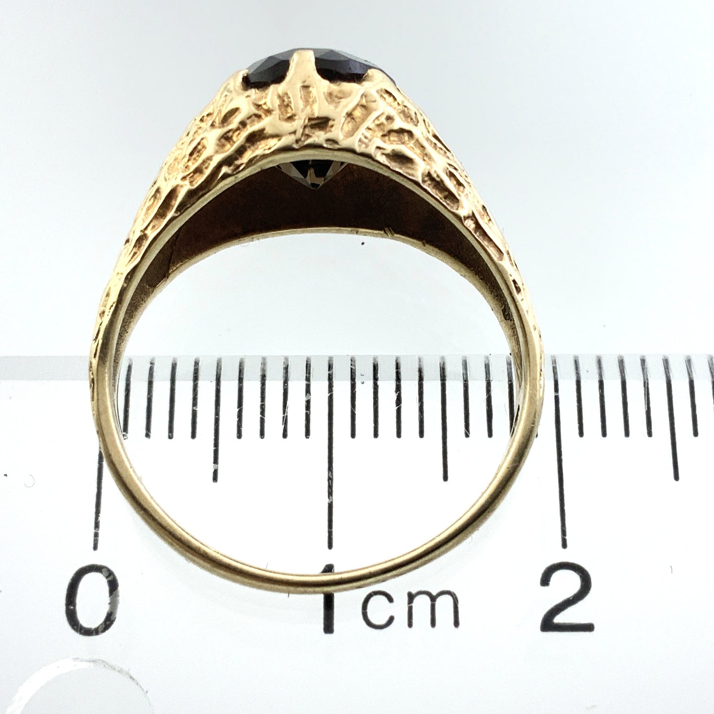 10K Yellow Gold  Vintage Inspired Size 6 Ring With Gemstone AU335