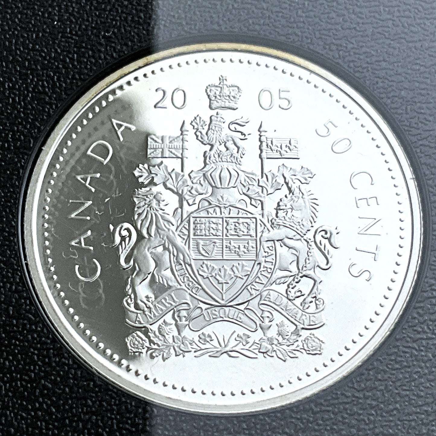 1.69 ozt 2005 Loon Flag Polar Bear Silver Set