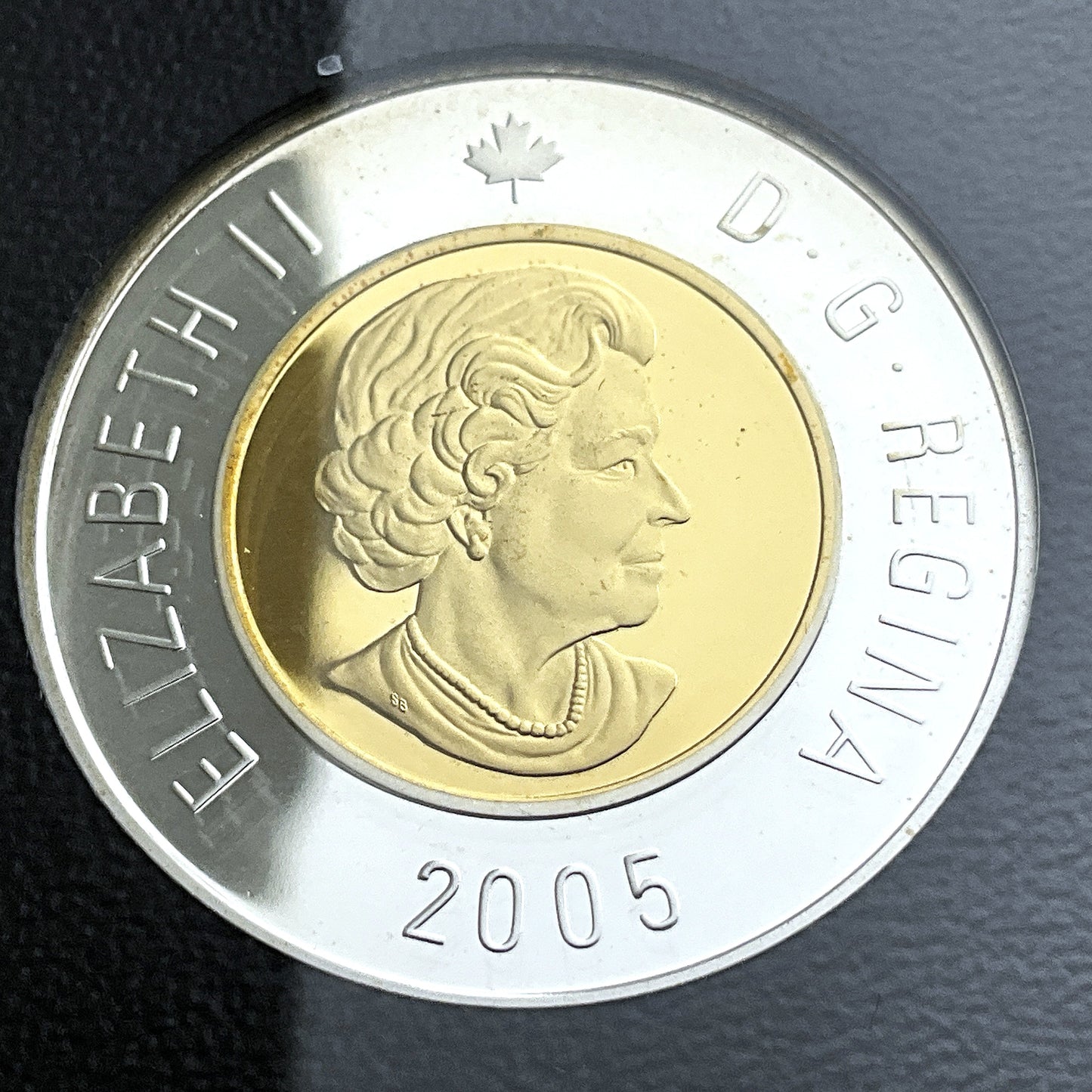 1.69 ozt 2005 Loon Flag Polar Bear Silver Set