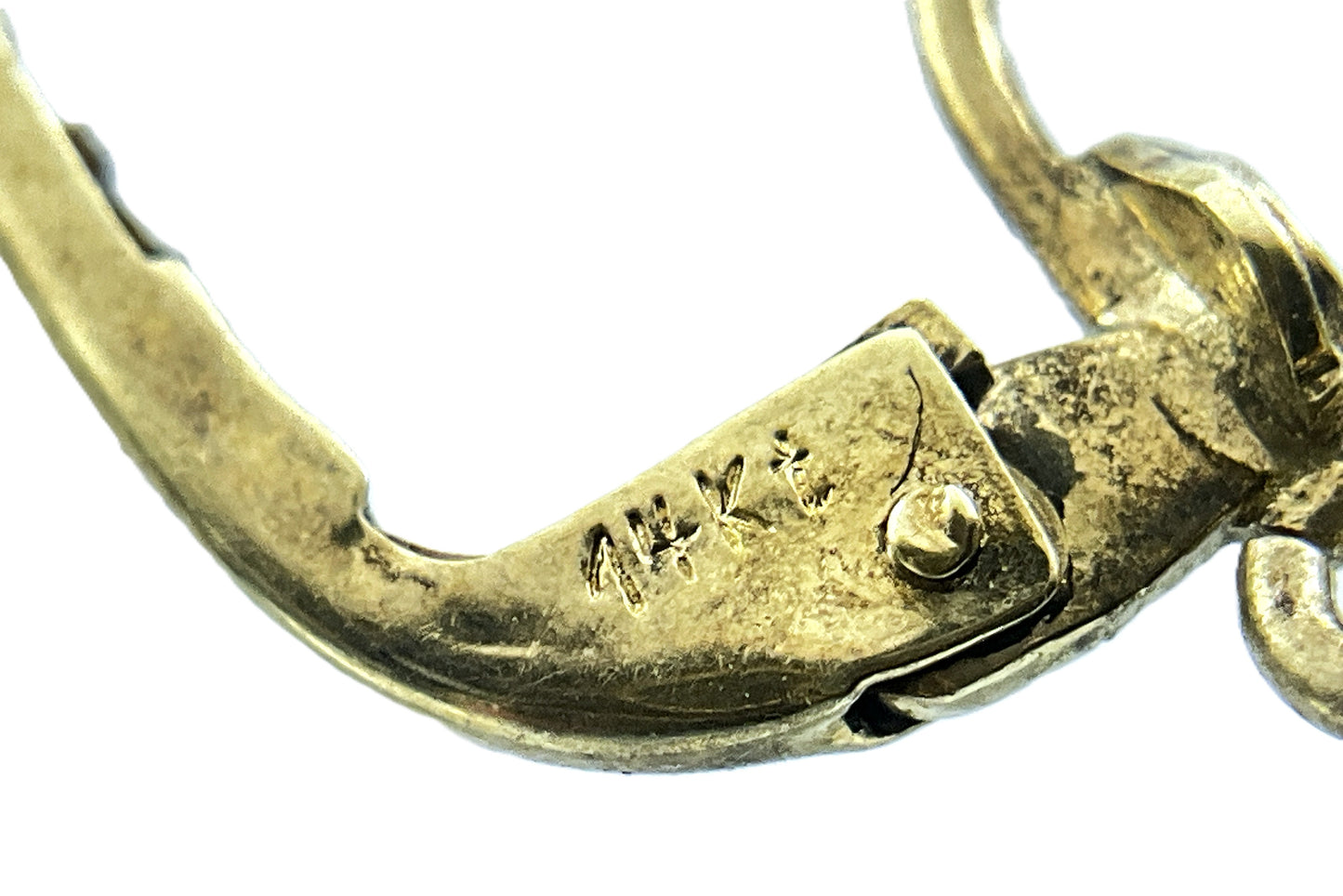 14K Yellow Gold Ladybug Drop Leverback Closure Earrings AU433
