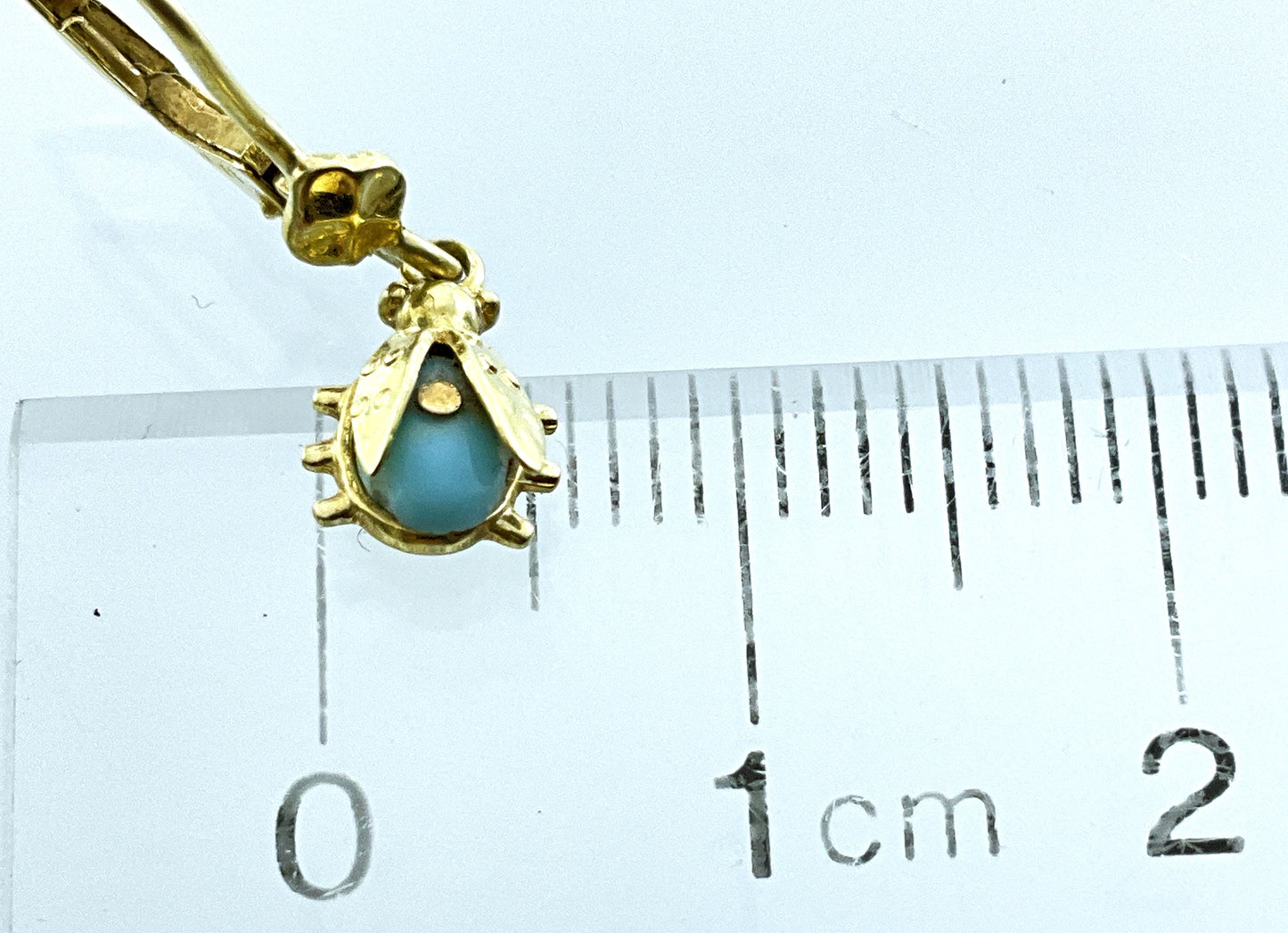 14K Yellow Gold Ladybug Drop Leverback Closure Earrings AU433