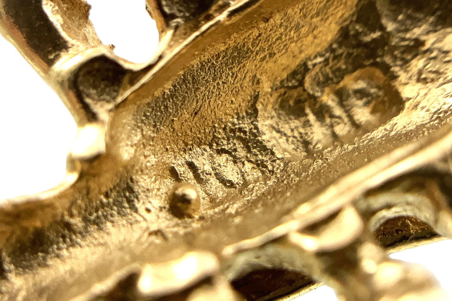 10K Yellow Gold Lobster Charm Pendant AU340