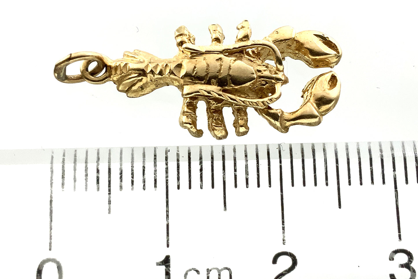 10K Yellow Gold Lobster Charm Pendant AU340