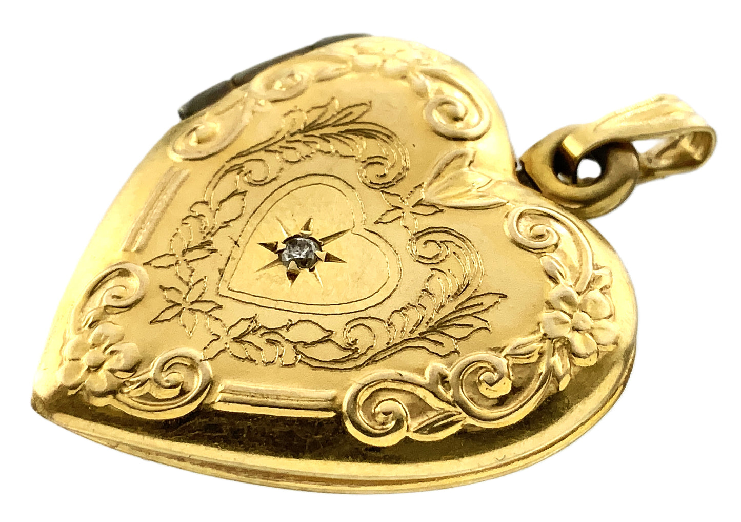 10K Yellow Gold Antique Victorian Etched Heart with Diamond Locket AU347