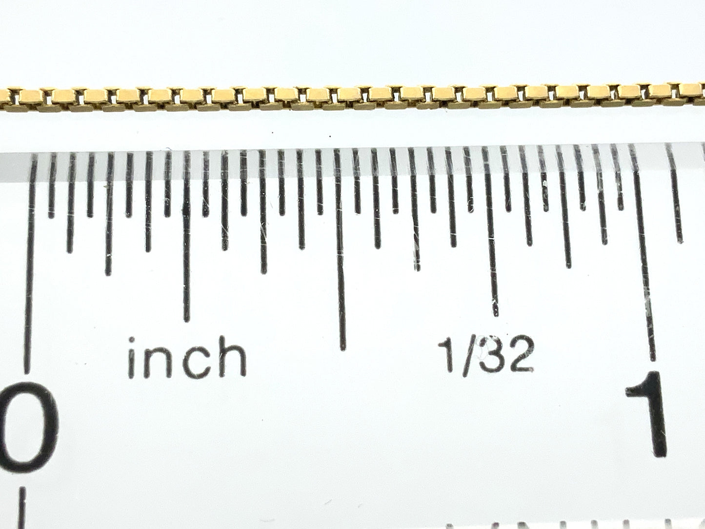 10K Yellow Gold Box Chain 19 in x 1 mm Bracelet AU354