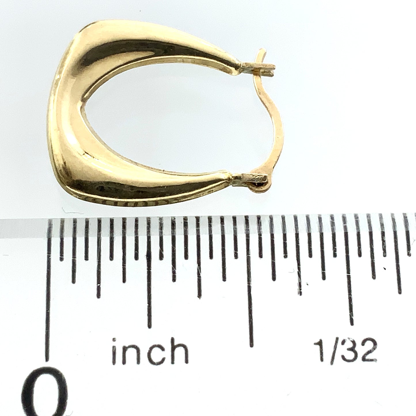 10K Yellow Gold Chunky Hollow U-Shaped Hoop Earrings AU356