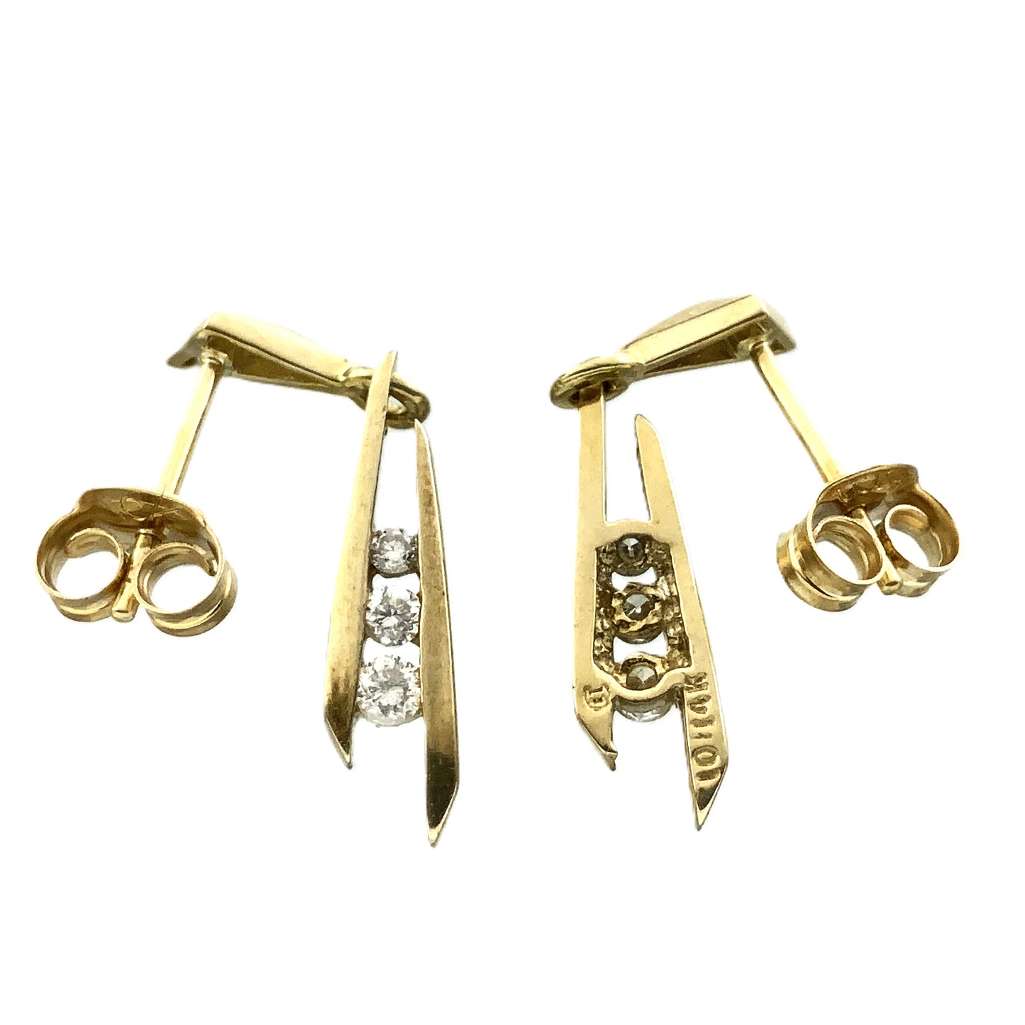 10K Yellow Gold 3 Graduated Clear Stone in Mordern Vertical Bars Stud .10 Total Carats Diamond Earrings AU379