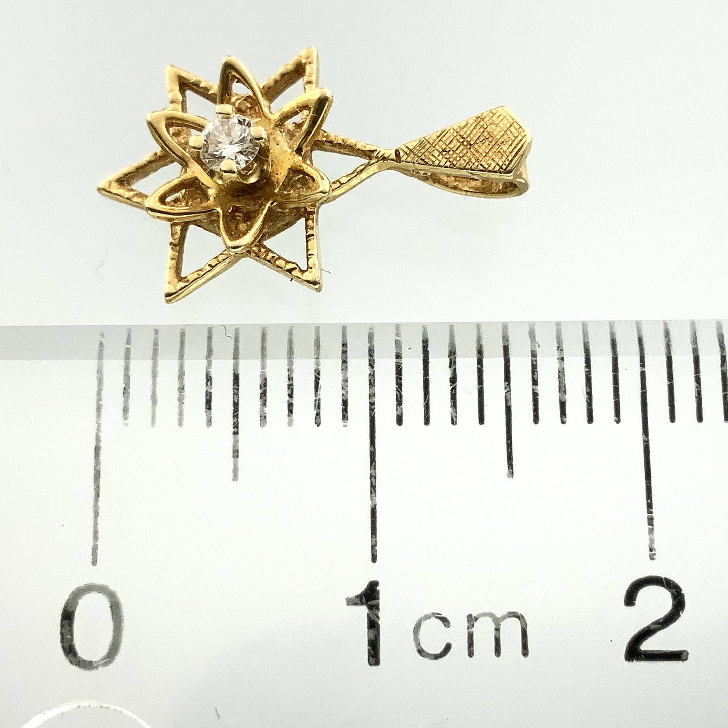 14K Yellow Gold Star of David with a Central Round .05 Carat Diamond Necklace Charm Pendant AU376