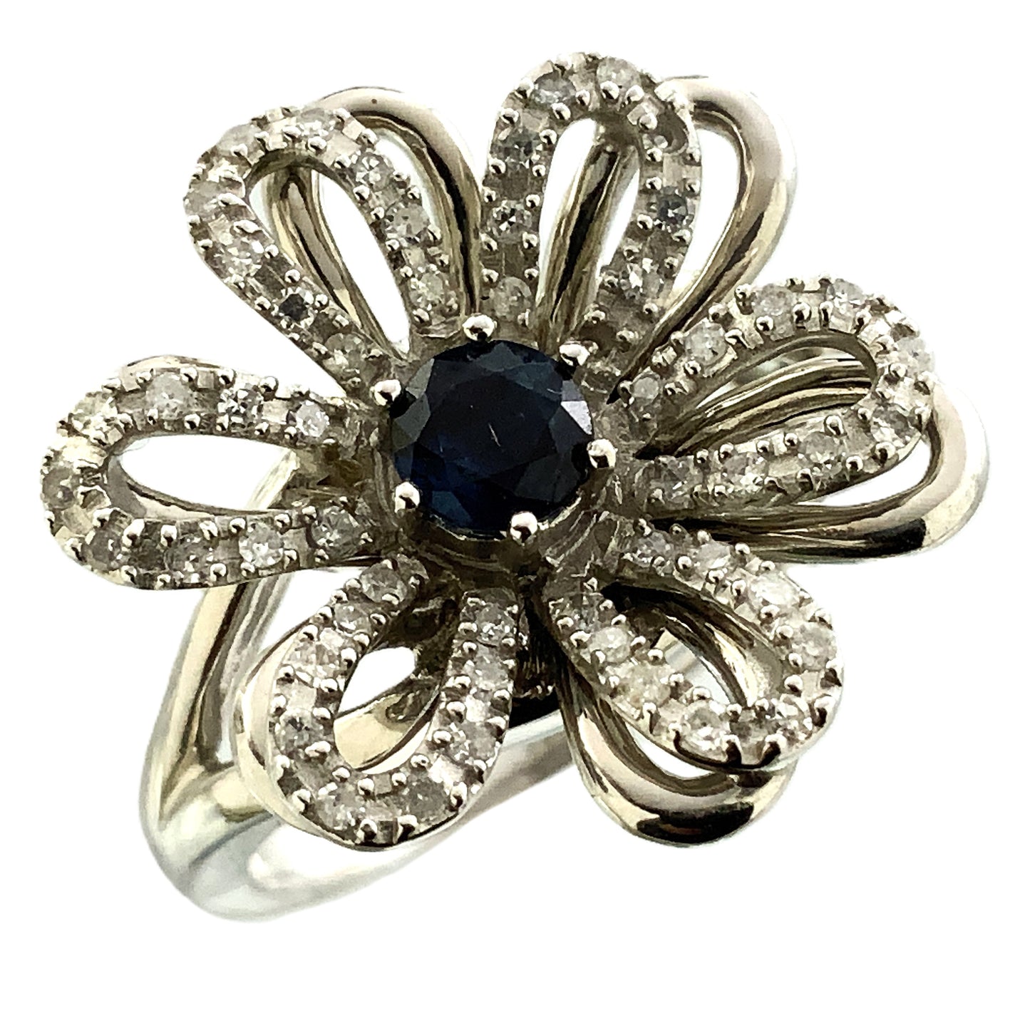 14K White Gold Floral or Snowflake Design Cluster Size 6.25 Ring AU381