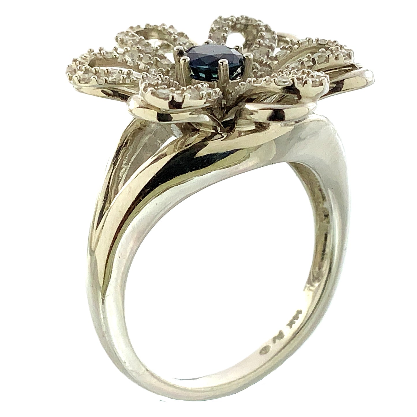 14K White Gold Floral or Snowflake Design Cluster Size 6.25 Ring AU381