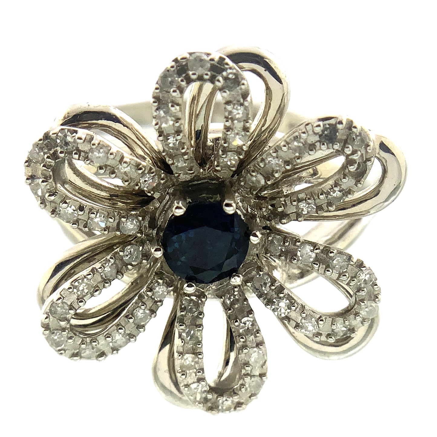 14K White Gold Floral or Snowflake Design Cluster Size 6.25 Ring AU381