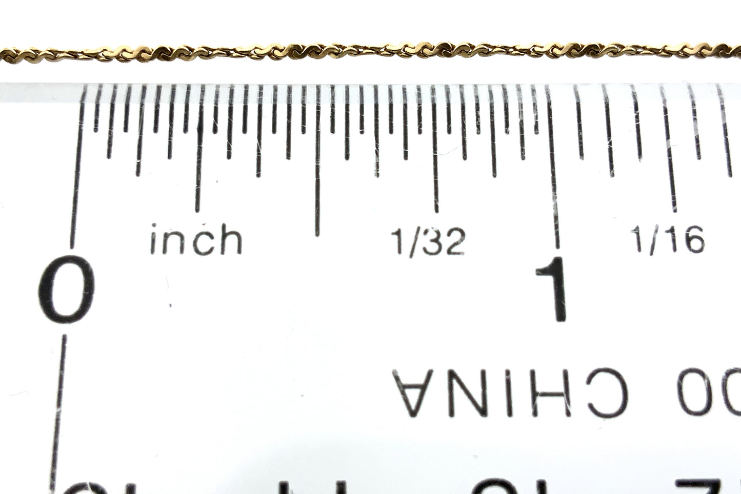 10K Yellow Gold Serpentine Link Chain 20in x 1mm Necklace AU372