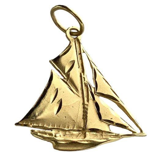 14K Yellow Gold Diamond Cut Sailboat 3D Design Charm Pendant AU383