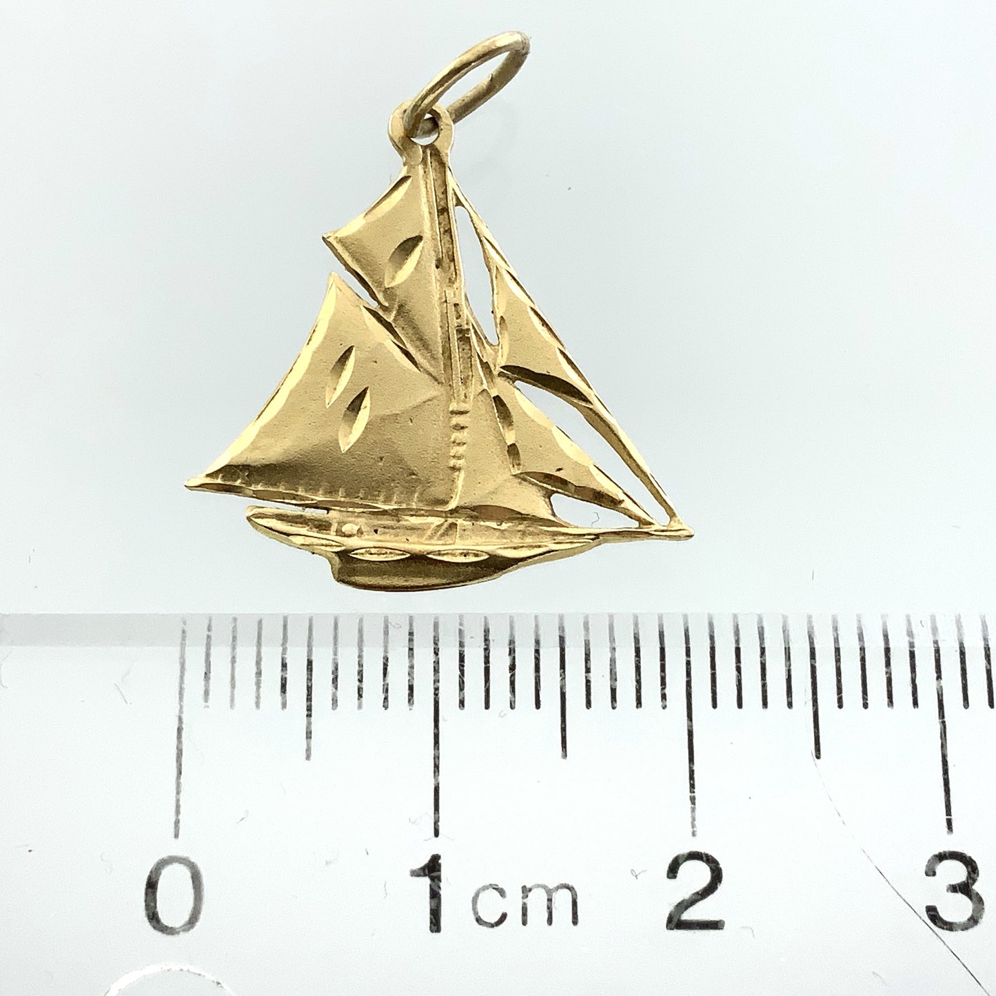 14K Yellow Gold Diamond Cut Sailboat 3D Design Charm Pendant AU383
