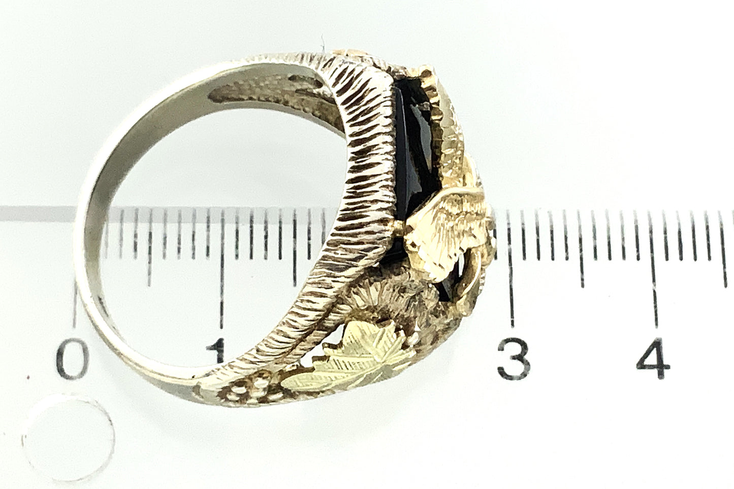 10K Gold Eagle Atop Black Onyx and 12K Leaves Silver 925 Size 10.5 Men's Ring AU392