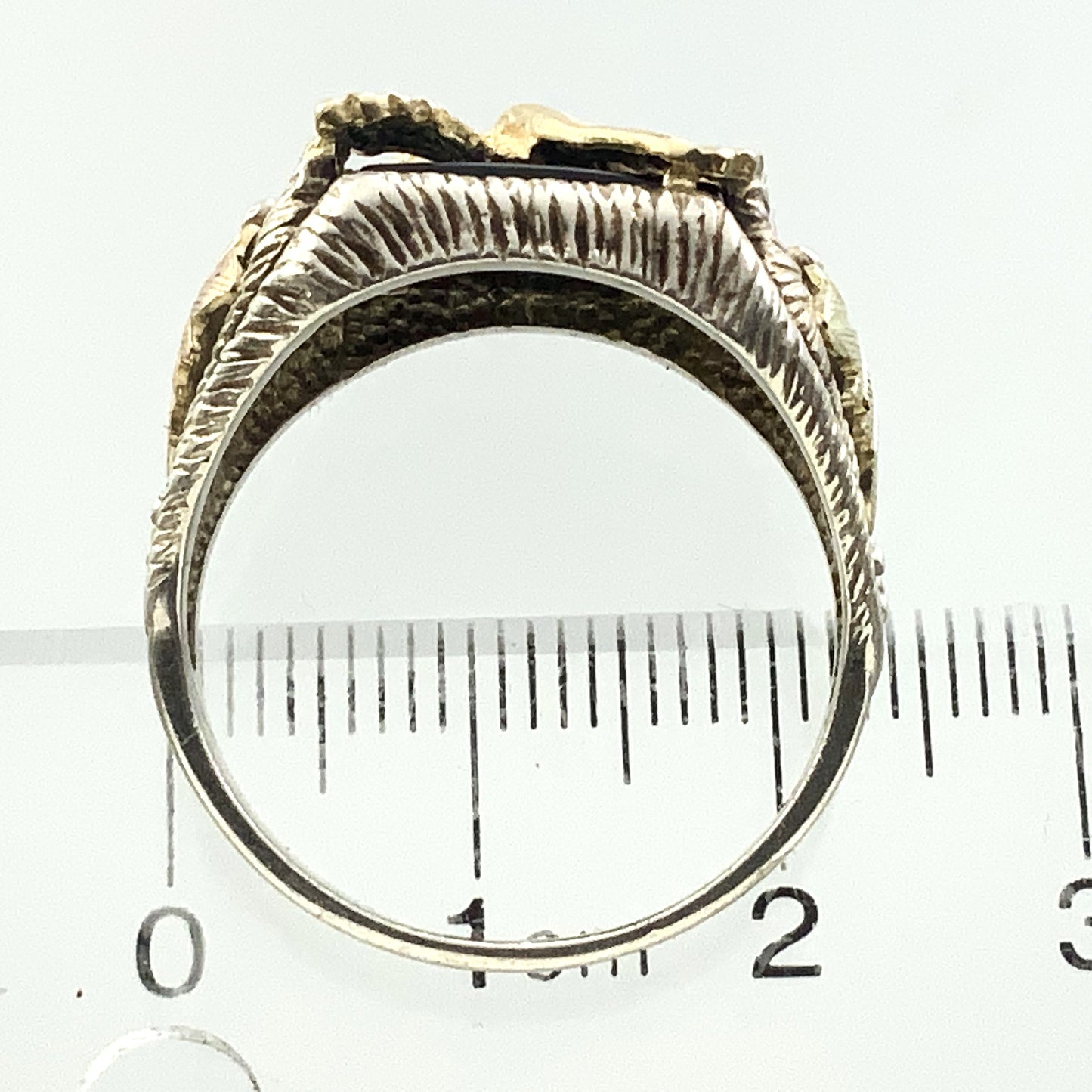 10K Gold Eagle Atop Black Onyx and 12K Leaves Silver 925 Size 10.5 Men's Ring AU392