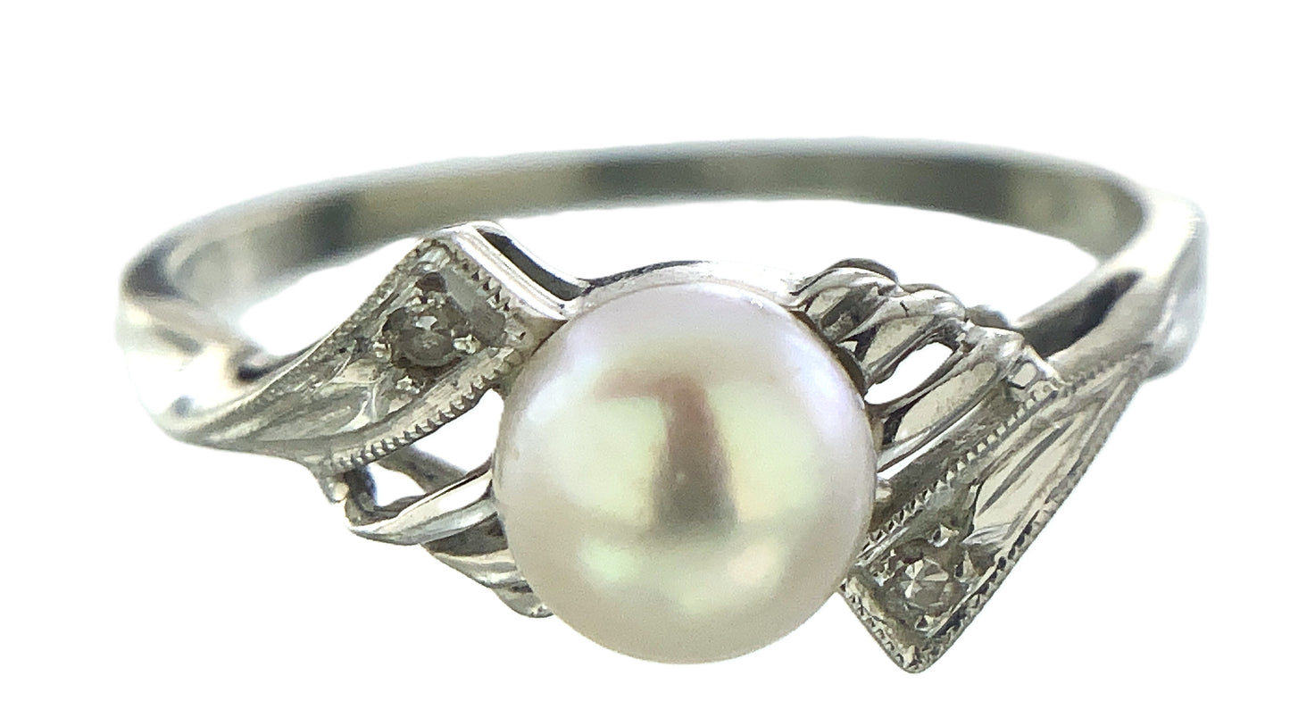 10K White Gold Solitaire Pearl Size 6.75 Ring AU393