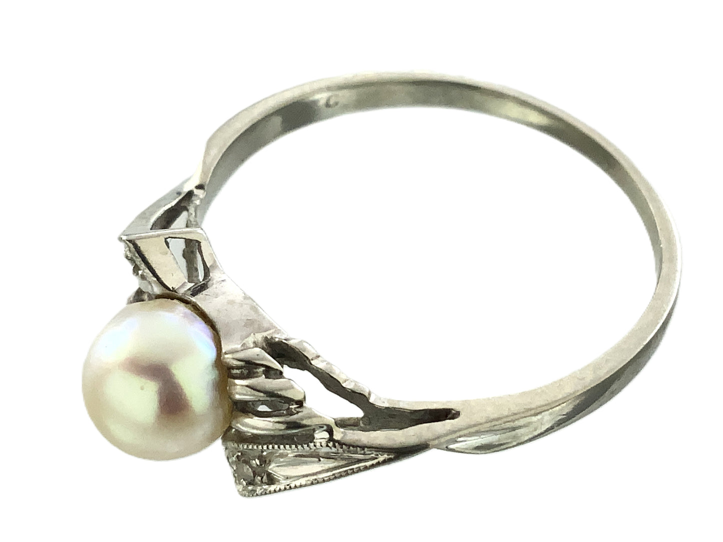 10K White Gold Solitaire Pearl Size 6.75 Ring AU393