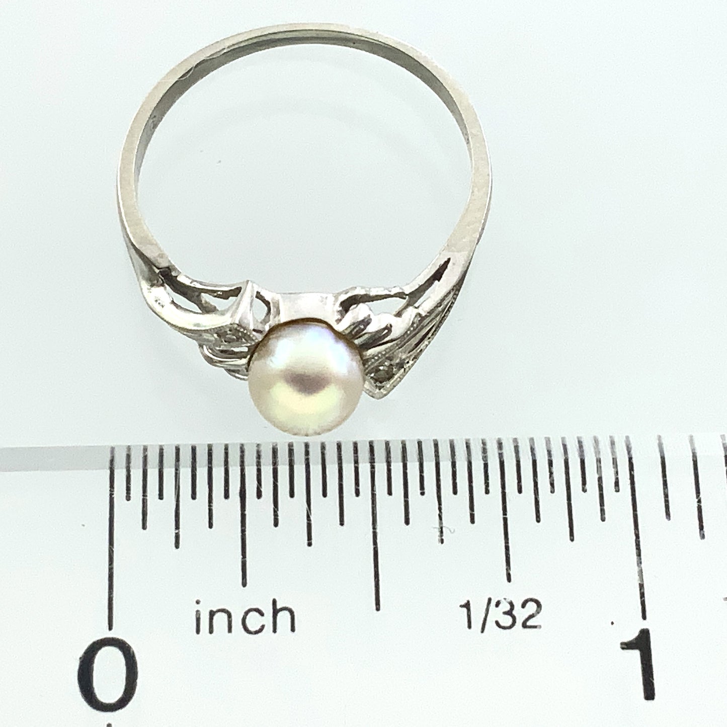 10K White Gold Solitaire Pearl Size 6.75 Ring AU393