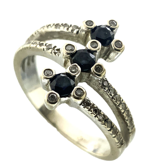 14K White Gold with 38 Diamonds Ring .38 Total Carats Size 6.5 AU395