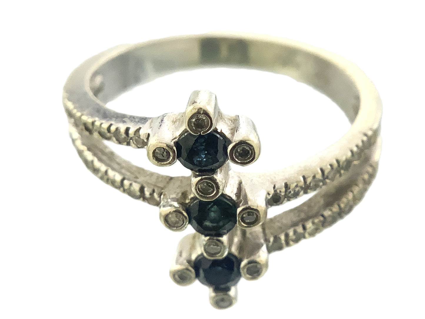 14K White Gold with 38 Diamonds Ring .38 Total Carats Size 6.5 AU395