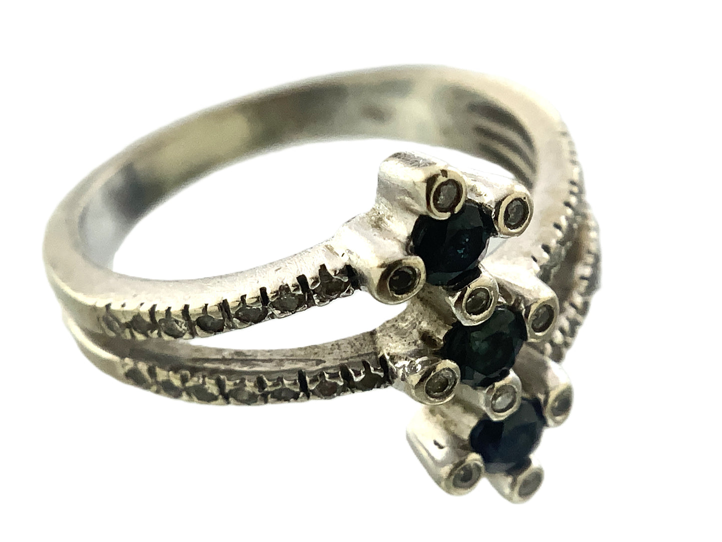 14K White Gold with 38 Diamonds Ring .38 Total Carats Size 6.5 AU395