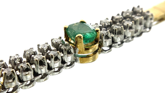 18K White Gold Oval Emerald 7.25in x 3.52mm Tennis Bracelet AU394