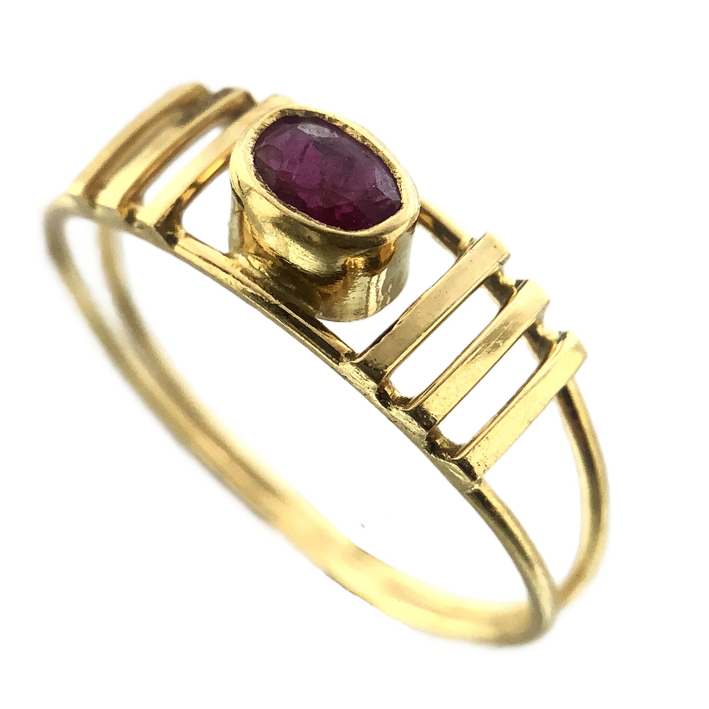 18K Yellow Gold Oval Cut Red Ruby Gemstone Size 5.75 Ring AU398