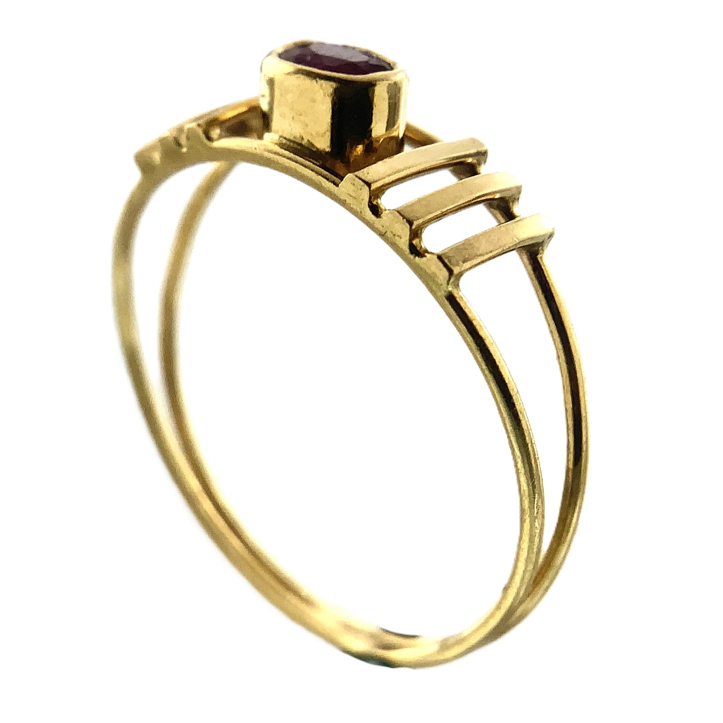 18K Yellow Gold Oval Cut Red Ruby Gemstone Size 5.75 Ring AU398