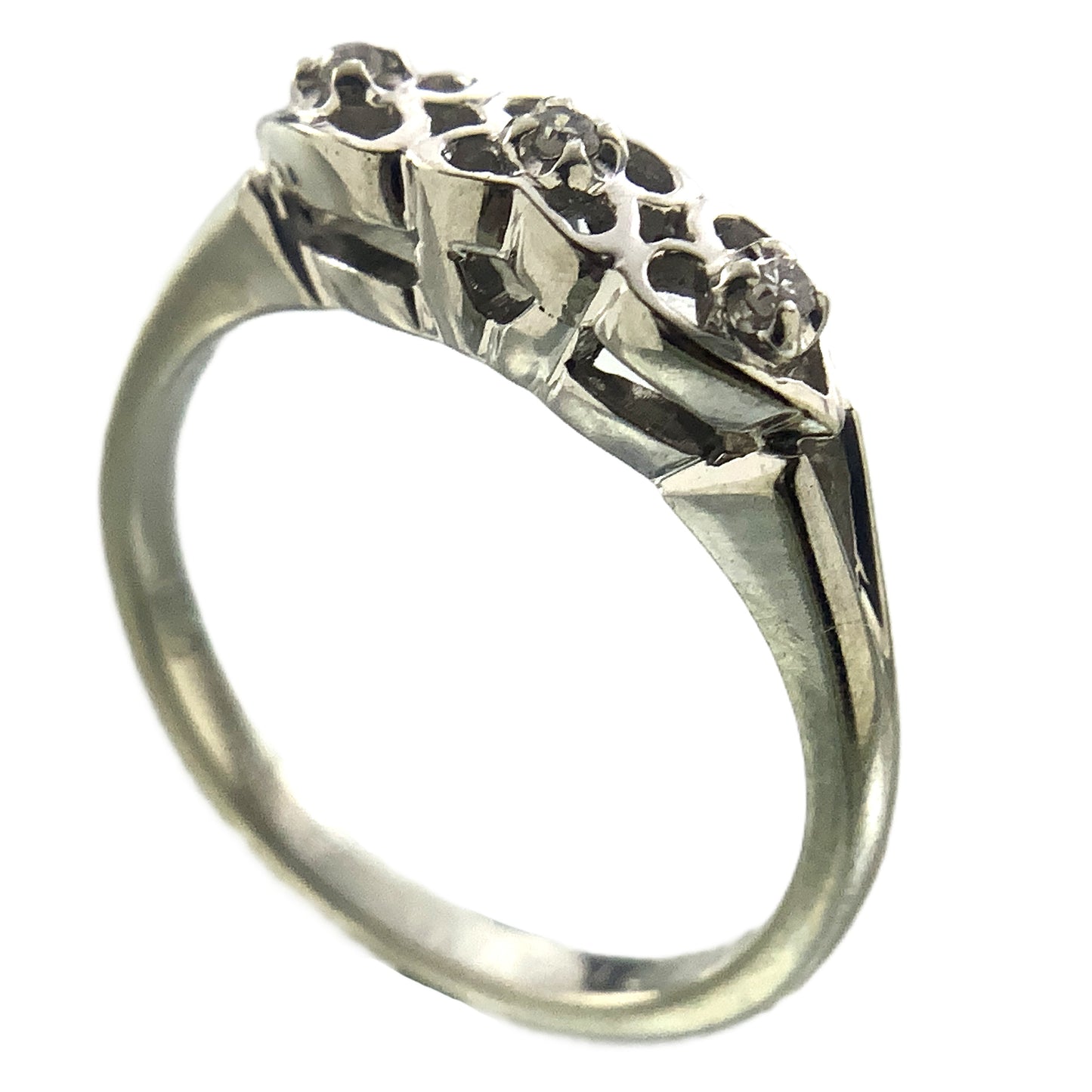 18K White Gold Trilogy Filigree Design with 3 Diamonds .06 Total Carats Size 4.75 Ring AU397