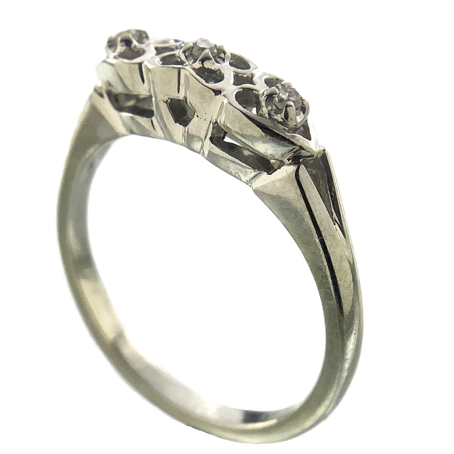 18K White Gold Trilogy Filigree Design with 3 Diamonds .06 Total Carats Size 4.75 Ring AU397