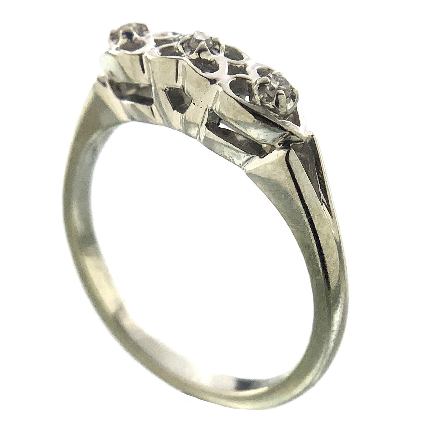 18K White Gold Trilogy Filigree Design with 3 Diamonds .06 Total Carats Size 4.75 Ring AU397