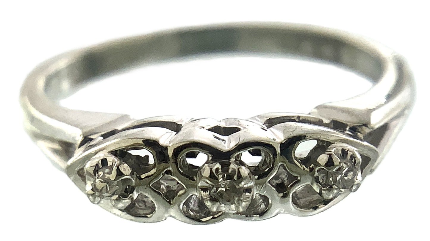 18K White Gold Trilogy Filigree Design with 3 Diamonds .06 Total Carats Size 4.75 Ring AU397