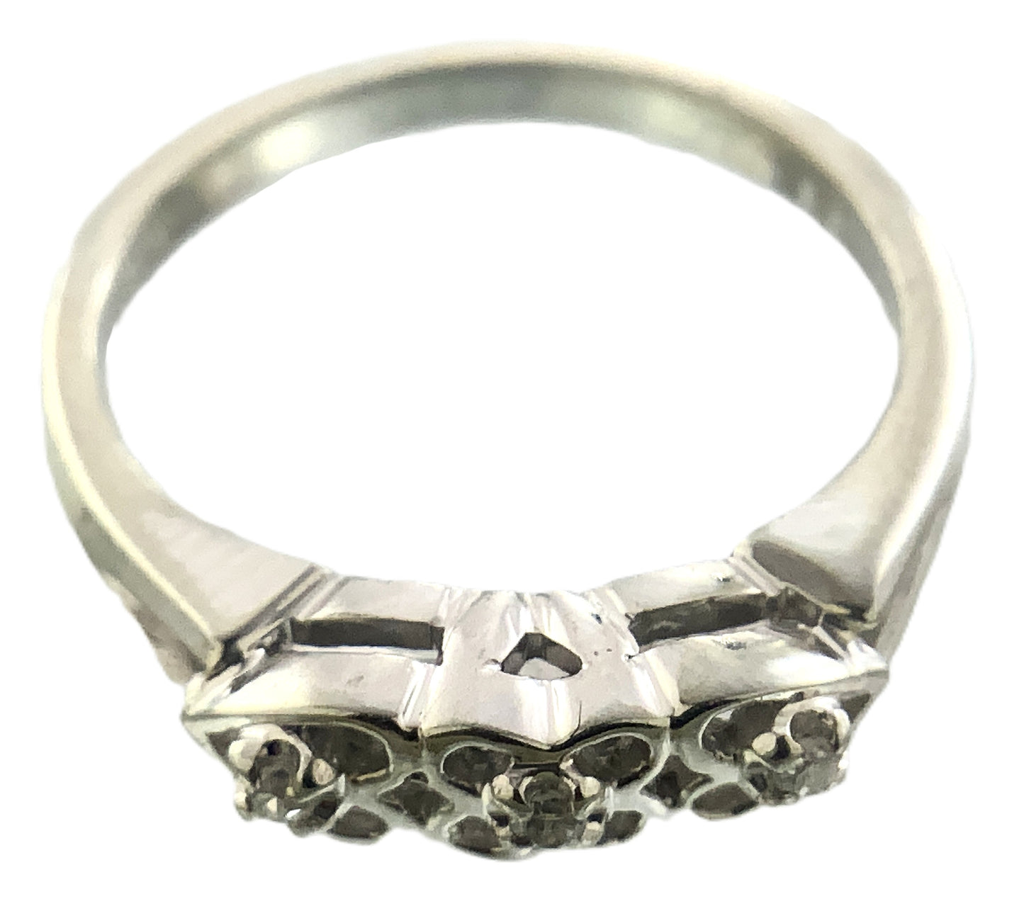 18K White Gold Trilogy Filigree Design with 3 Diamonds .06 Total Carats Size 4.75 Ring AU397