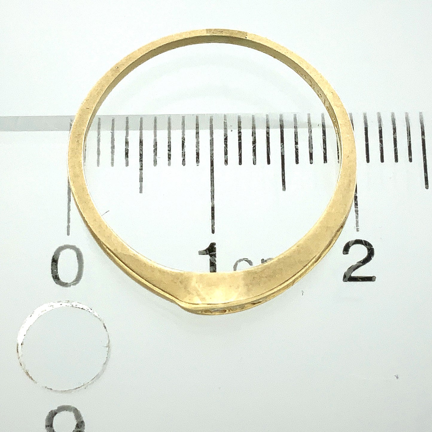 14K Yellow Gold Wishbone Channel with 8 Round Diamonds .12 Total Carats Size 7 Ring AU401