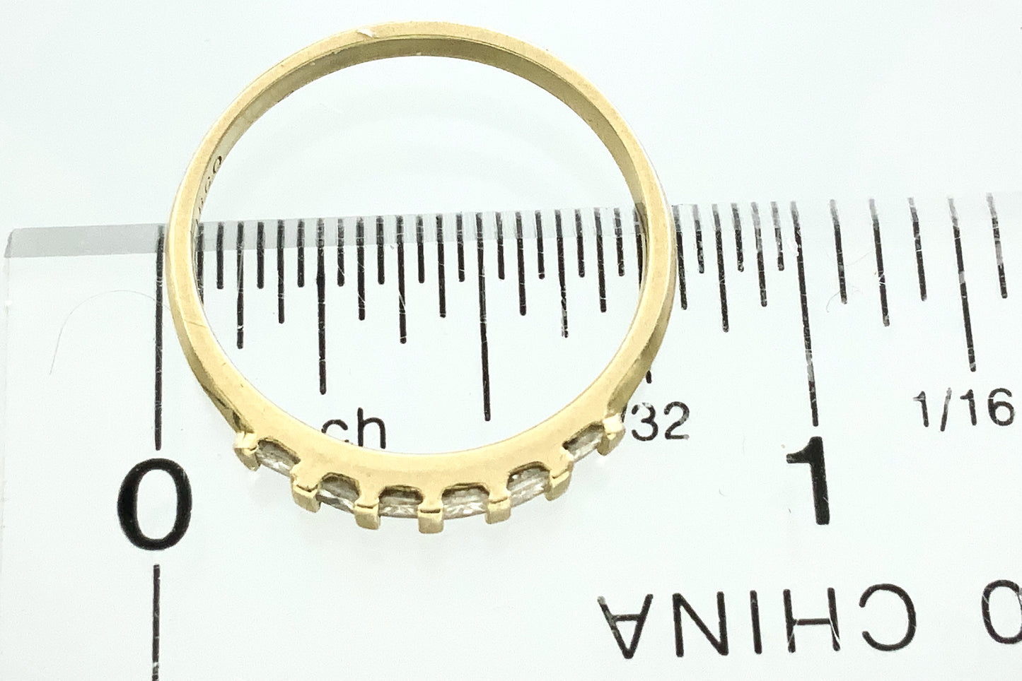 14K Yellow Gold Anniversary or Wedding Band with 6 Princess Cut Diamonds in Channel .3 Total Carats Size 6.75 Ring AU402