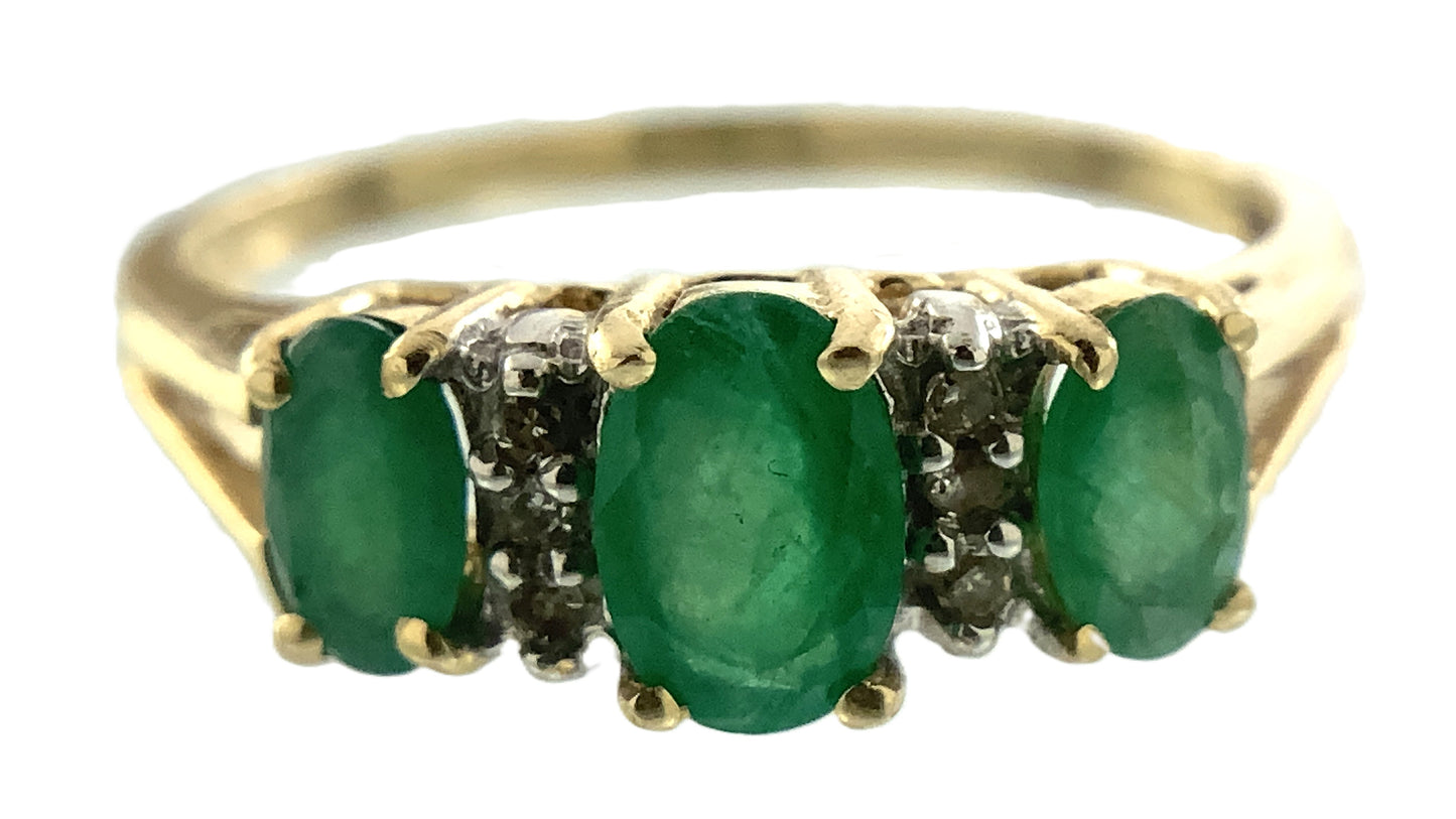 14K Yellow Gold Trilogy 3 Green Oval Emeralds and 6 Accent Diamonds .06 Total Carats Size 6.75 Ring AU403