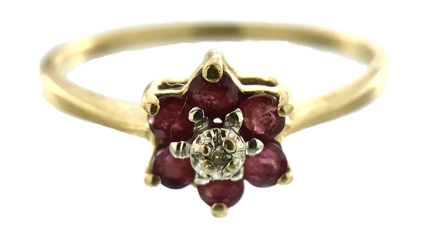 14K Yellow Gold 6 Red Ruby and Diamond Flower Cluster Floral Daisy Design Ring .05 Total Carats Size 6 Ring AU404